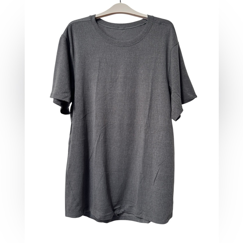 lululemon athletica Men's Short Sleeve Crew Tee in Charcoal